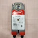 Honeywell S1024-2POS-SW2 привод с возвратной пружиной, S=2 кв.м, 2-pt, 24Vac, 6VA, 10Нм, 2 конц. выкл